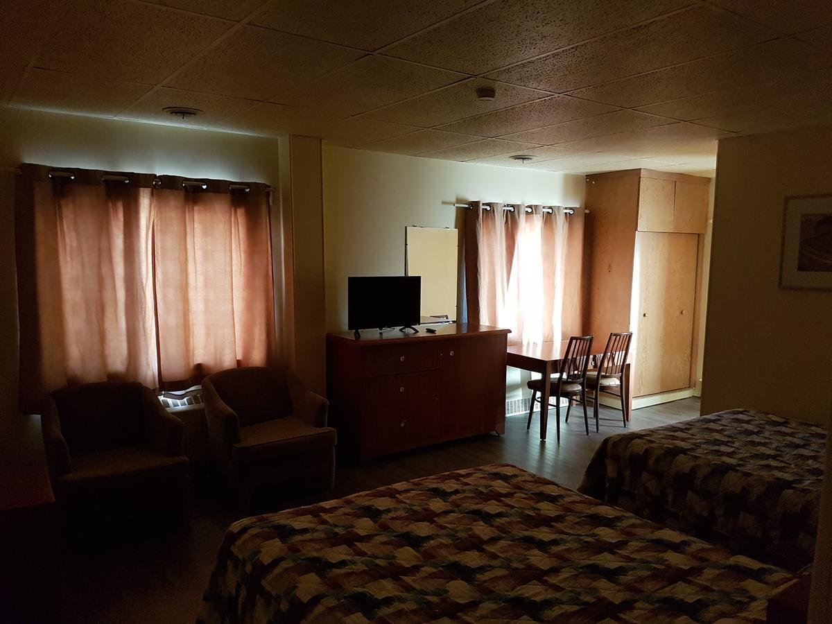 Beaver Hotel Север Батлфорд Экстерьер фото
