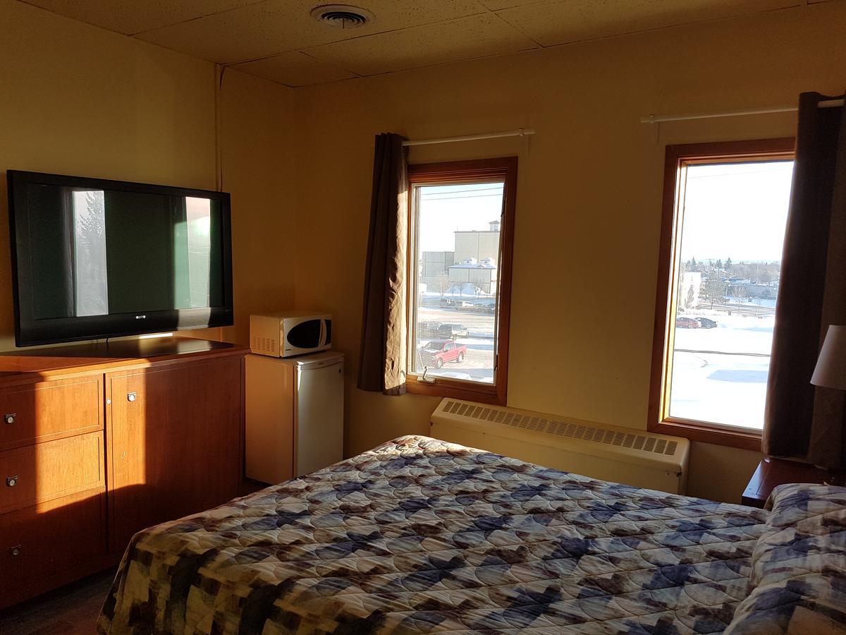 Beaver Hotel Север Батлфорд Экстерьер фото